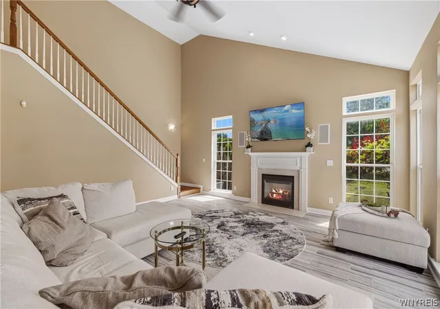 3rd image of 67 Breezewood Dr, Orchard Park, NY 14127 | MLS# B1696884