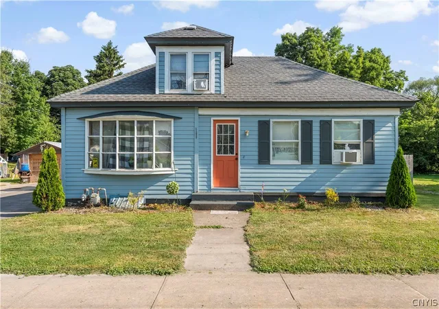 2nd image of 122 Genesee St, Canastota, NY 13032 | MLS# S1697940
