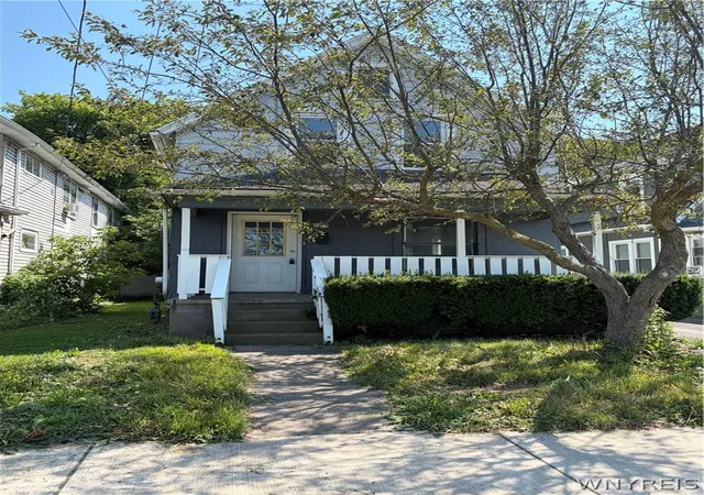 3rd image of 2435 Ontario Ave, Niagara Falls, NY 14305 | MLS# B1697976