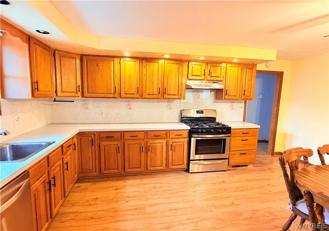 Photo 2 of Sale Pending at 5113 Thurston Ave, Buffalo, NY 14219 | MLS# B1697904 | Listing updated on 2026-07-26