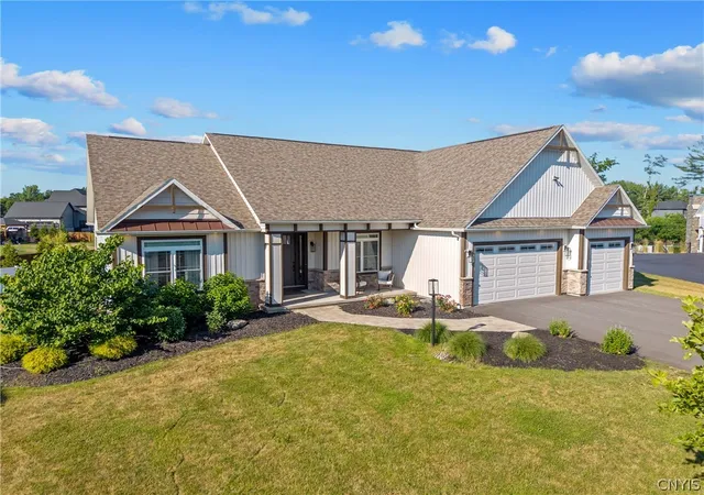 Photo 2 of Sale Pending at 221 Lexi Ln, Baldwinsville, NY 13027 | MLS# S1698042 | Listing updated on 2026-07-18