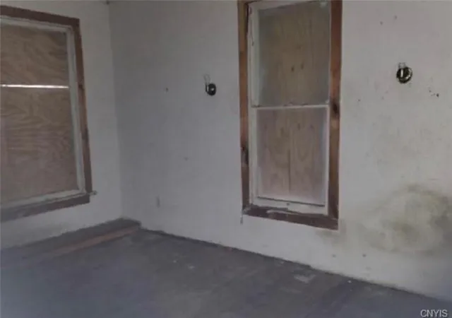 Photo 8 of Multi family home for sale at 501 Spaulding St, Elmira, NY 14904 | MLS# R1698069 | Listing updated on 2026-07-13