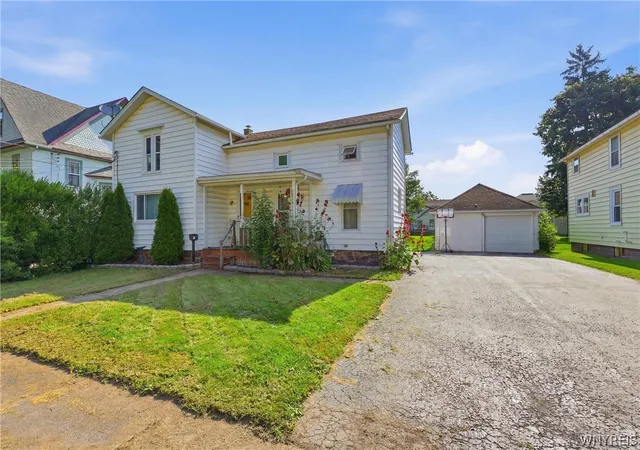 2nd image of 4 Robertson St, Middleport, NY 14105 | MLS# B1697968