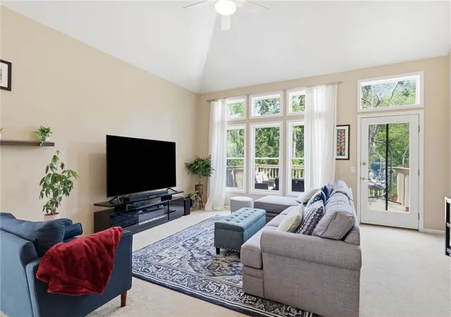 4th image of 770 Bel Arbor Trl, Webster, NY 14580 | MLS# R1692595