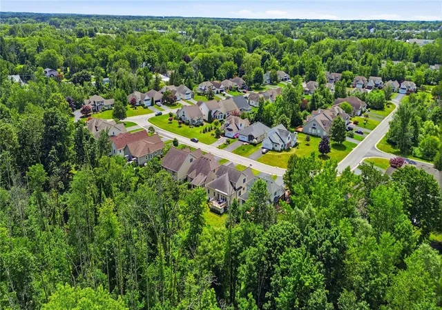 50th image of 770 Bel Arbor Trl, Webster, NY 14580 | MLS# R1692595