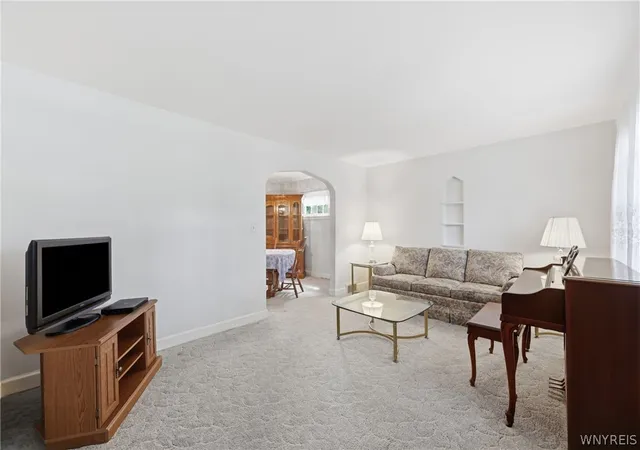 Photo 4 of Sale Pending at 47 Linden Ave, Kenmore, NY 14217 | MLS# B1696934 | Listing updated on 2026-07-18