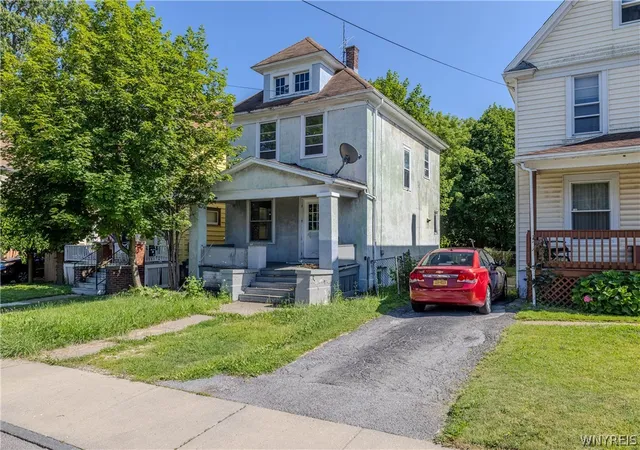 Photo 1 of Single family home for sale at 1703 Niagara St, Niagara Falls, NY 14303 | MLS# B1697180 | Listing updated on 2026-07-14
