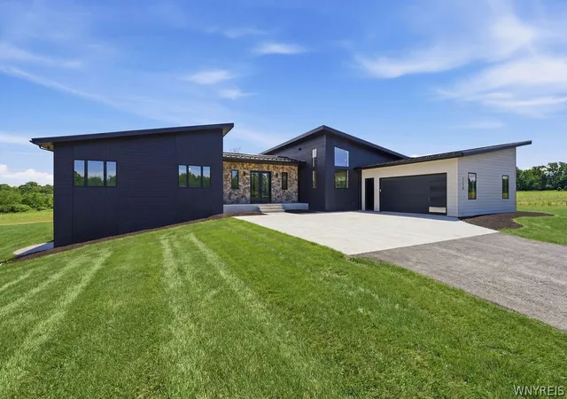 1st image of 1220 Rice Rd, Elma, NY 14059 | MLS# B1668196