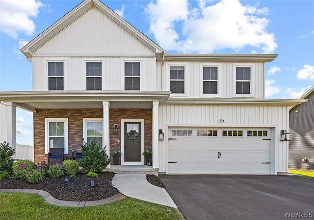1st image of 554 Pavement Rd, Lancaster, NY 14086 | MLS# B1698089