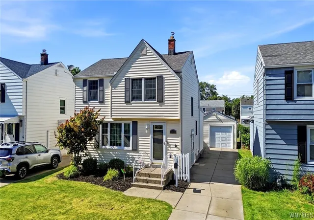 3rd image of 384 Moore Ave, Buffalo, NY 14223 | MLS# B1698165