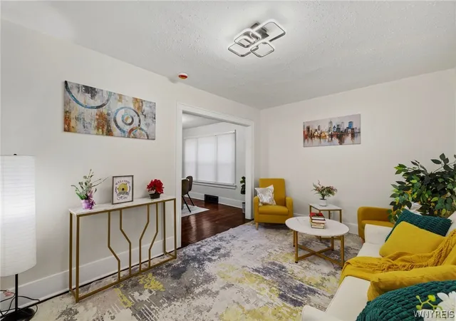 Photo 4 of Sale Pending at 102 Rosedale St, Buffalo, NY 14207 | MLS# B1698191 | Listing updated on 2026-07-30