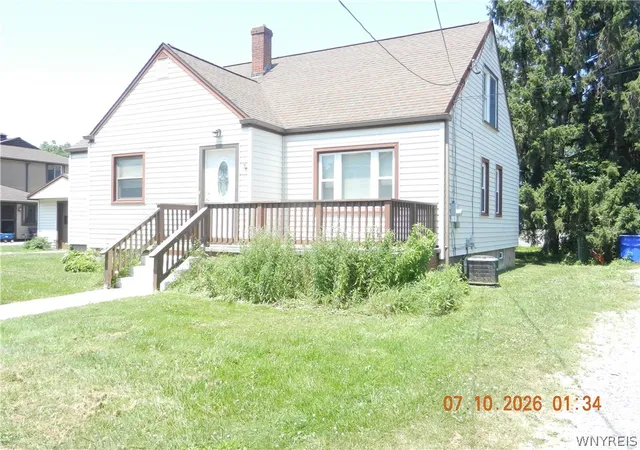 1st image of 133 Miller Ave Ave, Hamburg, NY 14219 | MLS# B1698189
