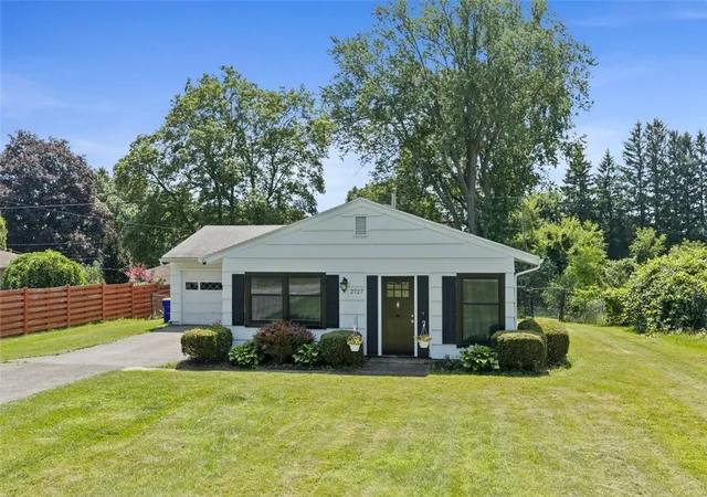 3rd image of 2727 Chili Ave, Chili, NY 14624 | MLS# R1697491