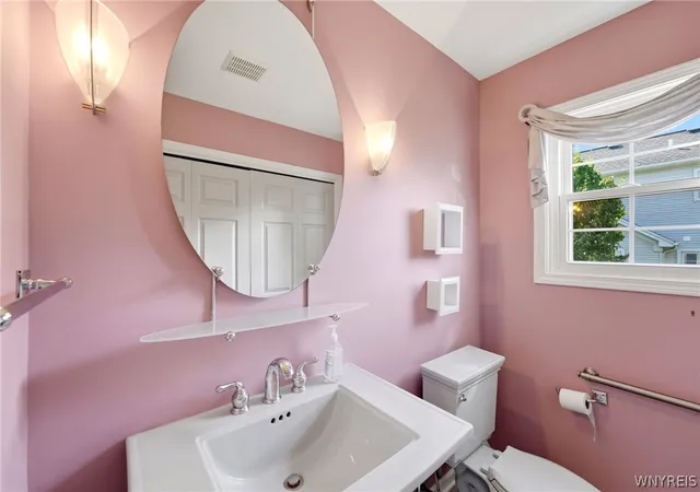 Photo 4 of Sale Pending at 2850 Amsdell Rd #21, Hamburg, NY 14075 | MLS# B1697747 | Listing updated on 2026-07-24
