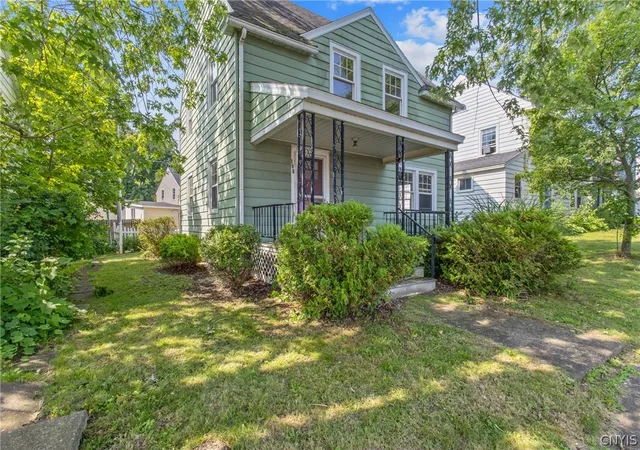 Photo 1 of Single family home for sale at 190 Conway Ter, Oswego, NY 13126 | MLS# S1698181 | Listing updated on 2026-08-04
