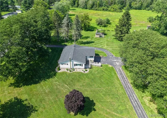 Photo 4 of Sale Pending at 1359 Roberts Rd, Basom, NY 14013 | MLS# B1698223 | Listing updated on 2026-07-24