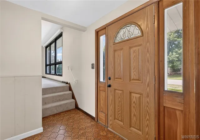 Photo 4 of Sale Pending at 75 Fairoaks Ln, Buffalo, NY 14227 | MLS# B1698221 | Listing updated on 2026-07-30