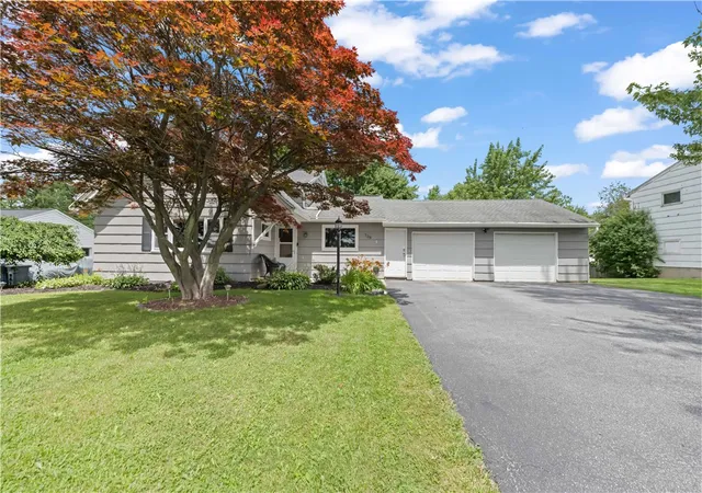 2nd image of 706 Paul Rd, Chili, NY 14624 | MLS# R1697430
