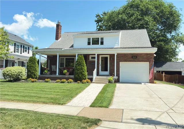 3rd image of 3819 Madison Ave, Niagara Falls, NY 14305 | MLS# B1696365