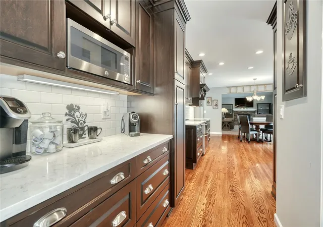 5th image of 75 County Clare Crescent, Fairport, NY 14450 | MLS# R1698227