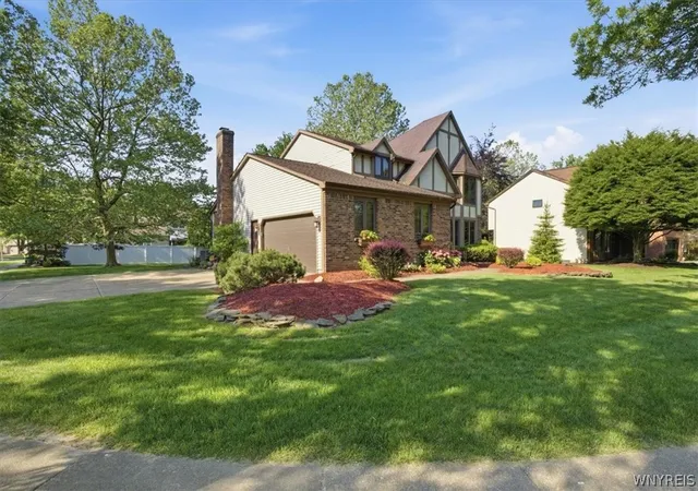 5th image of 34 Birdsong Cir, East Amherst, NY 14051 | MLS# B1698041