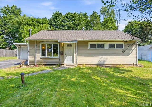 Photo 1 of Sale Pending at 15 Lincoln Rd, Syracuse, NY 13212 | MLS# S1698348 | Listing updated on 2026-07-21