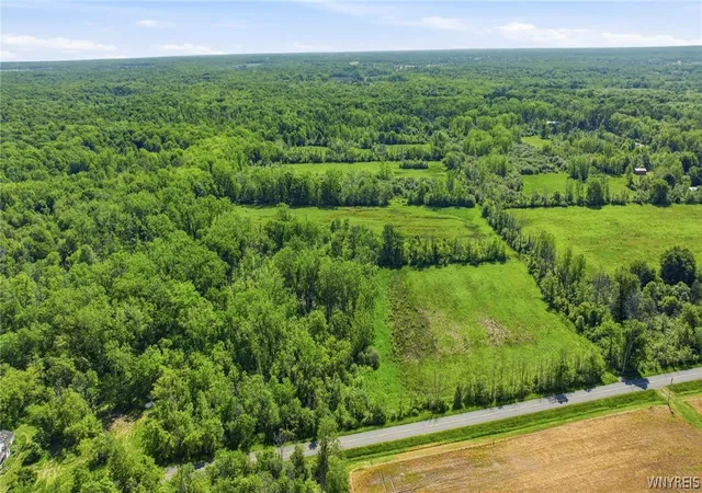4th image of 2003 Johnson Creek Rd, Somerset, NY 14012 | MLS# B1697034