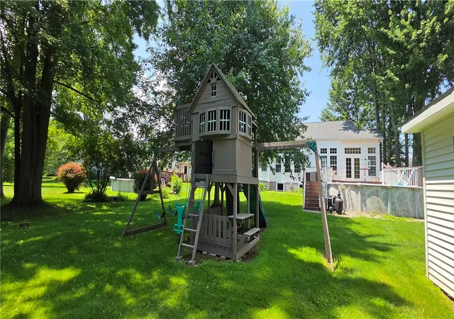 19th image of 3672 Deer Meadow Run, Macedon, NY 14502 | MLS# R1698228