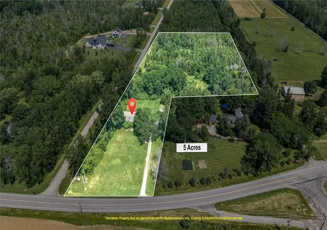 3rd image of 1880 Lake Rd, Webster, NY 14580 | MLS# R1697700
