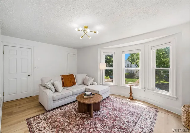Listing Photo 5 - Condo for sale in building located at 250 Saint Lawrence Ave, Buffalo, NY 14216