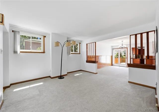 Photo 5 of Sale Pending at 176 15th Street, Buffalo, NY 14213 | MLS# B1698341 | Listing updated on 2026-07-25
