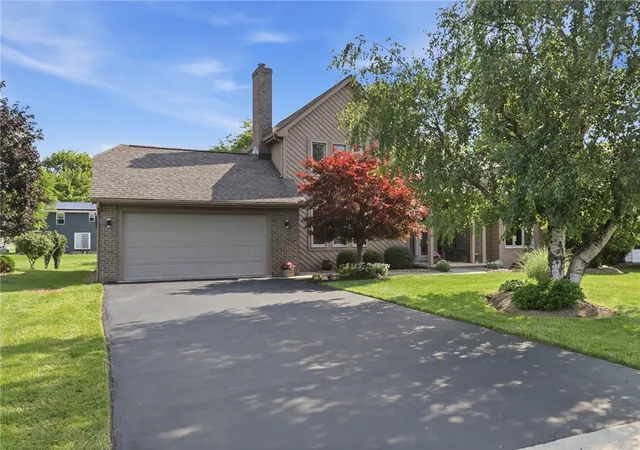 3rd image of 176 Wood, Greece, NY 14612 | MLS# R1697325
