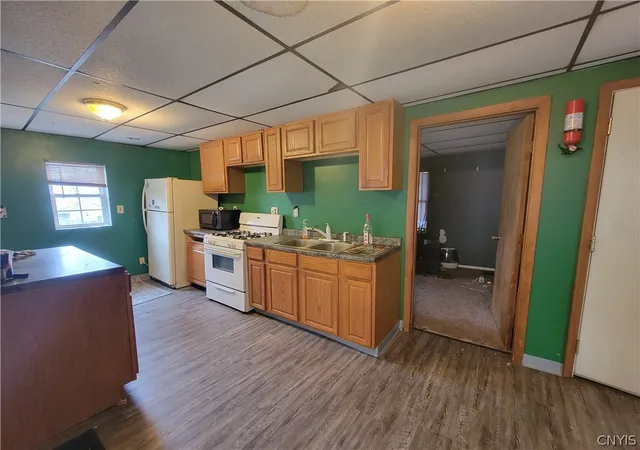 2nd image of 111 N Orchard St, Watertown, NY 13601 | MLS# S1697393