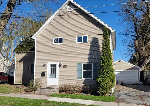 Photo 1 of Single family home for sale at 620 Mohawk St, Watertown, NY 13601 | MLS# S1697387 | Listing updated on 2026-07-19