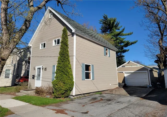 Photo 2 of Single family home for sale at 620 Mohawk St, Watertown, NY 13601 | MLS# S1697387 | Listing updated on 2026-07-19