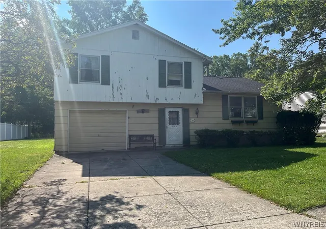 Photo 1 of Sale Pending at 16 Gateway Dr, Batavia, NY 14020 | MLS# B1698208 | Listing updated on 2026-07-21