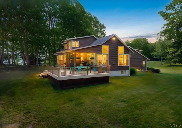 2nd image of 9424 Pendergast Rd, Phoenix, NY 13135 | MLS# S1698202