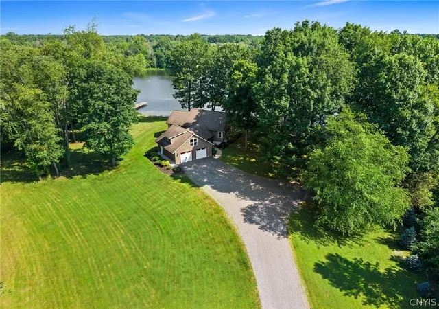 3rd image of 9424 Pendergast Rd, Phoenix, NY 13135 | MLS# S1698202
