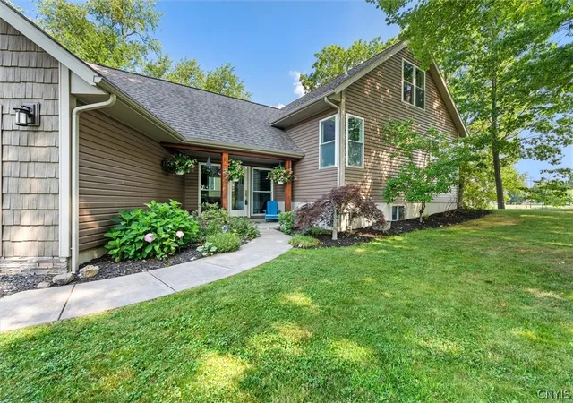 4th image of 9424 Pendergast Rd, Phoenix, NY 13135 | MLS# S1698202