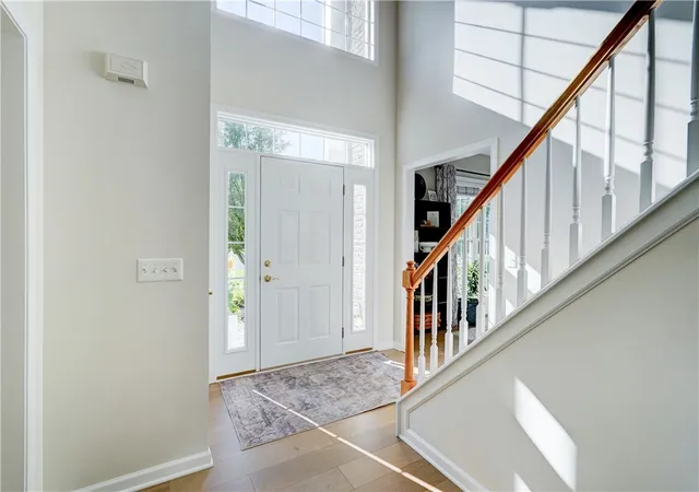 4th image of 992 La Quinta Dr, Webster, NY 14580 | MLS# R1697088