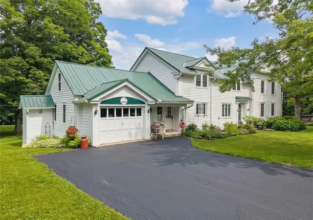 Photo 1 of Single family home for sale at 388 Baptist Church Rd, Charlotteville, NY 12036 | MLS# R1697742 | Listing updated on 2026-07-14