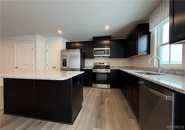5th image of 6233 Thornden Park Dr, Lockport Town, NY 14094 | MLS# B1698436