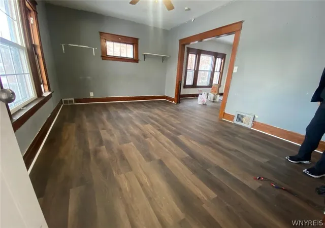5th image of 604 17Th St, Niagara Falls, NY 14301 | MLS# B1698151