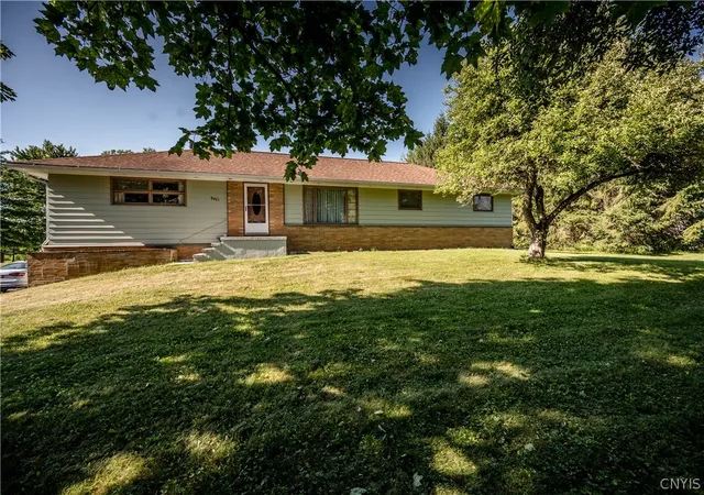 Photo 1 of Sale Pending at 9401 Hayes Rd, Marcy, NY 13403 | MLS# S1698449 | Listing updated on 2026-07-17