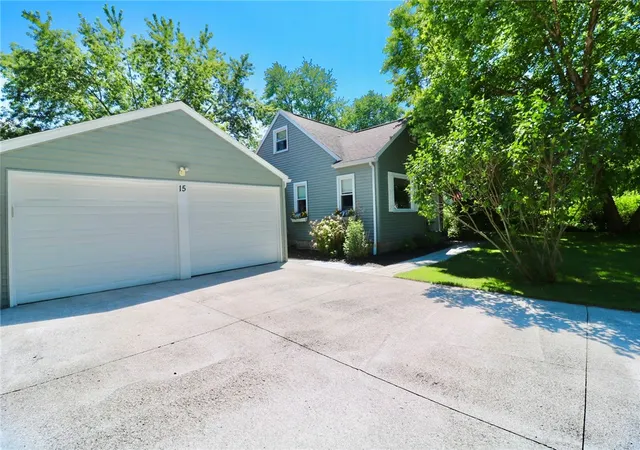 4th image of 15 Iva Mae Dr, Chili, NY 14514 | MLS# R1697748