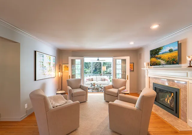4th image of 20 Briar Patch Rd, Pittsford, NY 14618 | MLS# R1697275