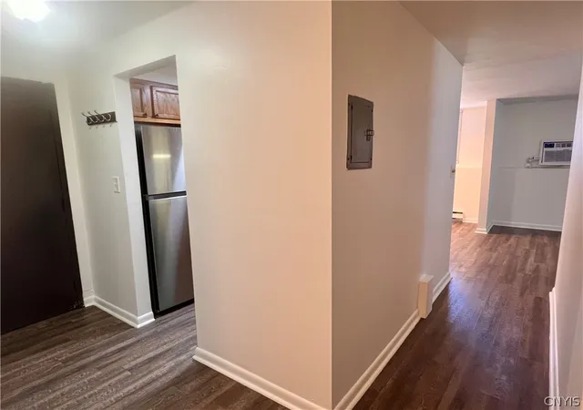 Listing Photo 5 - Condo for sale in building located at 435 Idlewood Blvd, Baldwinsville, NY 13027