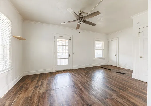 3rd image of 74-76 Hillendale St, Rochester, NY 14619 | MLS# R1698453