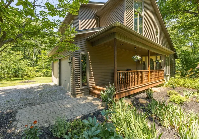 Photo 3 of Sale Pending at 4186 S Frost Holw Rd, Livonia, NY 14487 | MLS# R1698351 | Listing updated on 2026-07-23