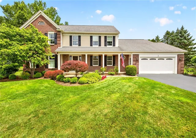 1st image of 3 Farm Field Ln, Pittsford, NY 14534 | MLS# R1694150